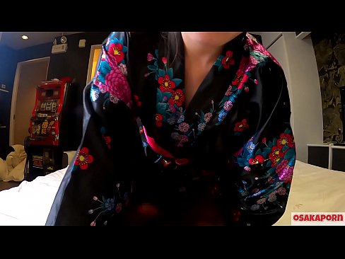 ❤️ Neska cosplay gazteak sexua orgasma arte maite du zaldizko emakume baten zorrotada batekin eta putzarekin. Japoniako jantzi tradizionalarekin, puxi iletsua eta titi ederrak dituen neska asiarra, afizionatuen bideoan, jostailu putzekin masturbazioa erakusten duena. Sakura 3 OSAKAPORN. ❌ Sexu bideoa gugan ﹏
