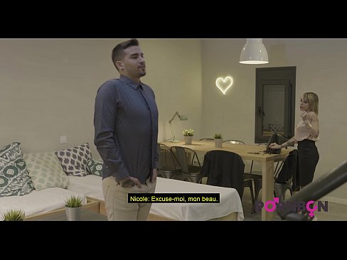 ❤️ PORNBCN 4K Titi handiak dituen emakume heldu batek analean izorratu nahi du gigolo gaztea zakar handiarekin mamada amorioa izorradura gogorra eskuko lana txakur estiloa puxa miazkatzea orgasmoa frantsesezko azpitituluak ❌ Sexu bideoa gugan ﹏