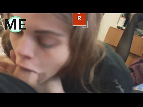 ❤️ Eztarria, galtza urratuak eta takoi urratuak elkartzeko atseginak dira ❌ Sexu bideoa gugan ﹏